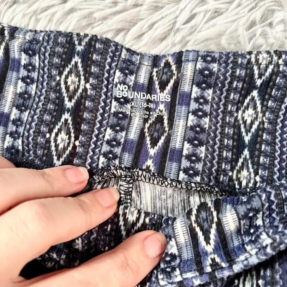 Bohemian indie cottage core granola - Picture 4 of 4